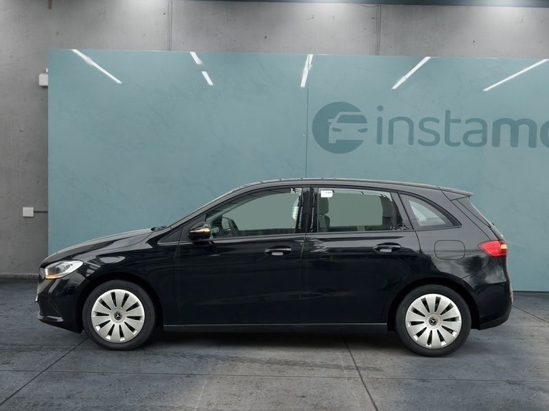Gebraucht Mercedes B250e 160 PS (117 kW) 2022 Schwarz Van / Kleinbus