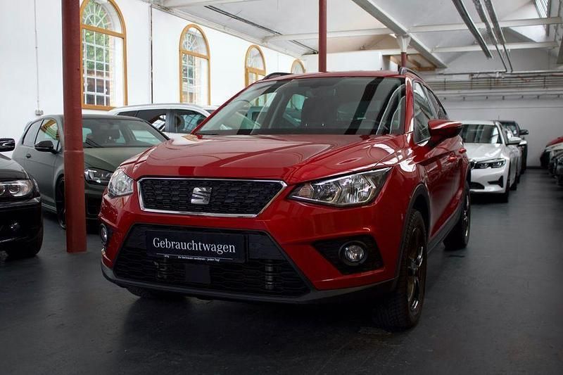 Rot Gebraucht 2018 Seat Arona Style SUV | 13.990 € (Guter Preis) - Bild 1/4