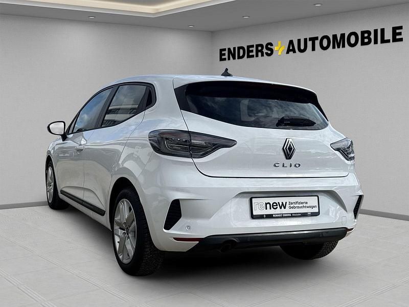Usata Renault Clio V Evolution 67 CV (49 kW) 2024 Bianco Utilitaria