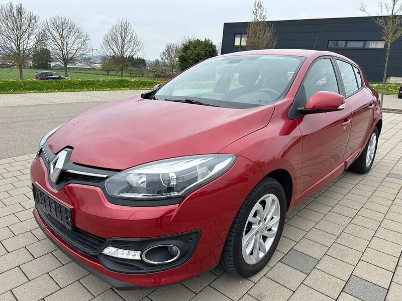 Gebraucht Renault Mégane Initiale Paris 116 PS (85 kW) 2014 Rot Limousine