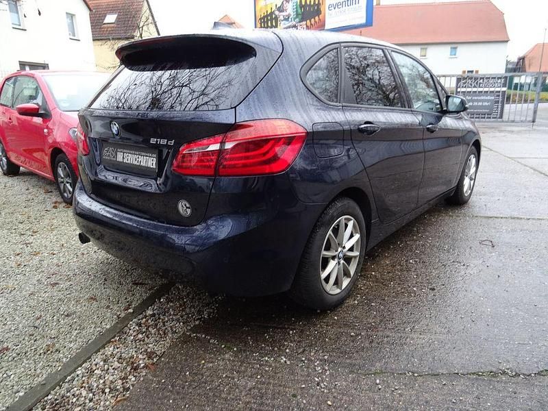 Gebraucht BMW 216 Advantage 116 PS (85 kW) 2021 Blau Kombi