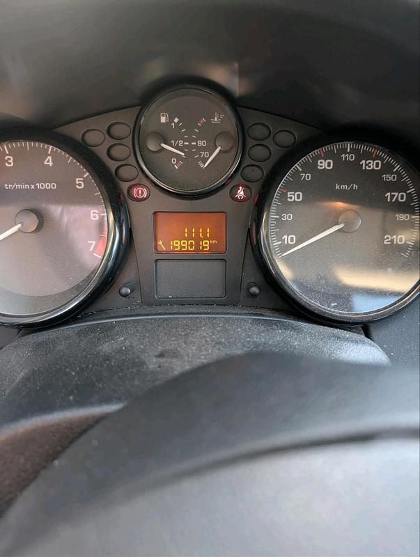 Gebraucht Peugeot 207 95 PS (69 kW) 2009 Grau Kleinwagen