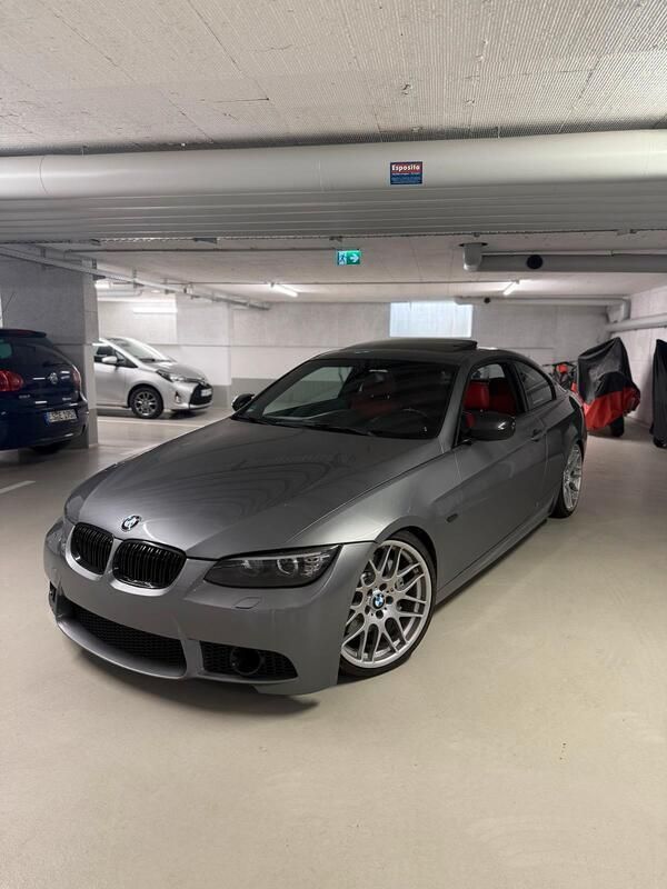 Grau Gebraucht 2010 BMW 335 Coupé | 11.999 € (Superpreis) - Bild 1/4
