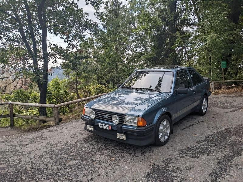 Gebraucht Ford Escort RS 116 PS (85 kW) 1983 Blau Coupé