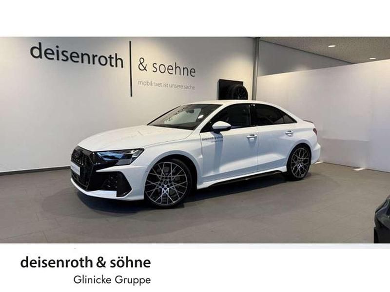 Weiss Gebraucht 2024 Audi RS3 Sport Kleinwagen | 64.570 € (Fairer Preis) - Bild 1/3