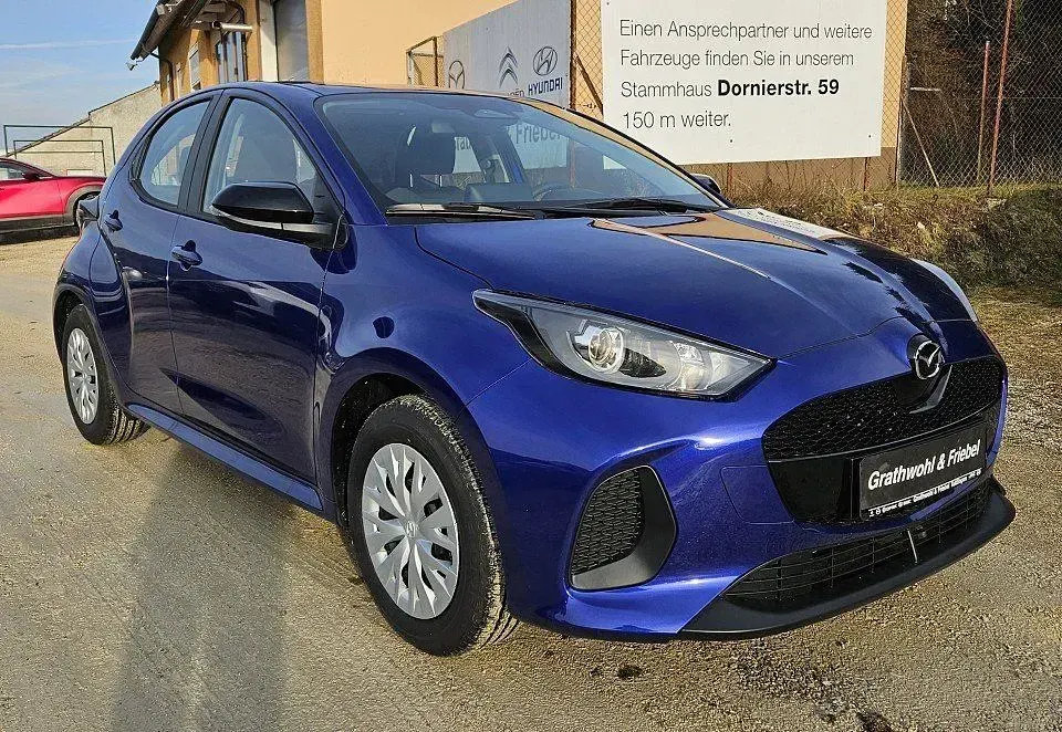 Neu Mazda 2 Center-Line 116 PS (85 kW) 2026 Blau Kleinwagen