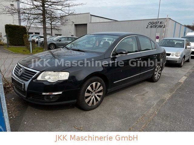 Schwarz Gebraucht 2008 VW Passat Comfortline Limousine | 1.990 € (Superpreis) - Bild 1/4