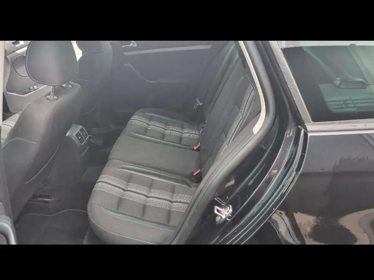Gebraucht VW Golf VI Match 105 PS (77 kW) 2012 Schwarz Kombi