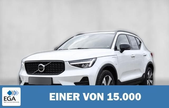 Gebraucht Volvo XC40 Plus 211 PS (155 kW) 2023 Weiß metallic SUV