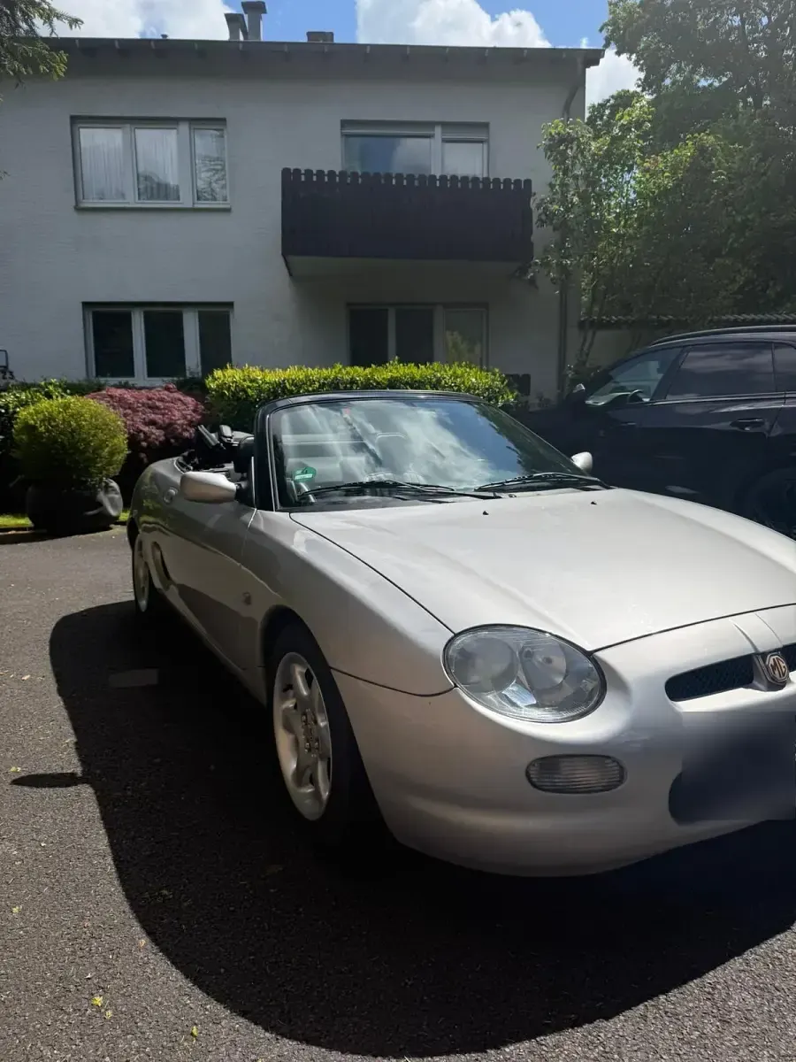 Używany MG F 120 KM (88 kW) 1999 Szary Kabriolet