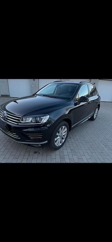 Gebraucht VW Touareg 262 PS (192 kW) 2015 Schwarz SUV