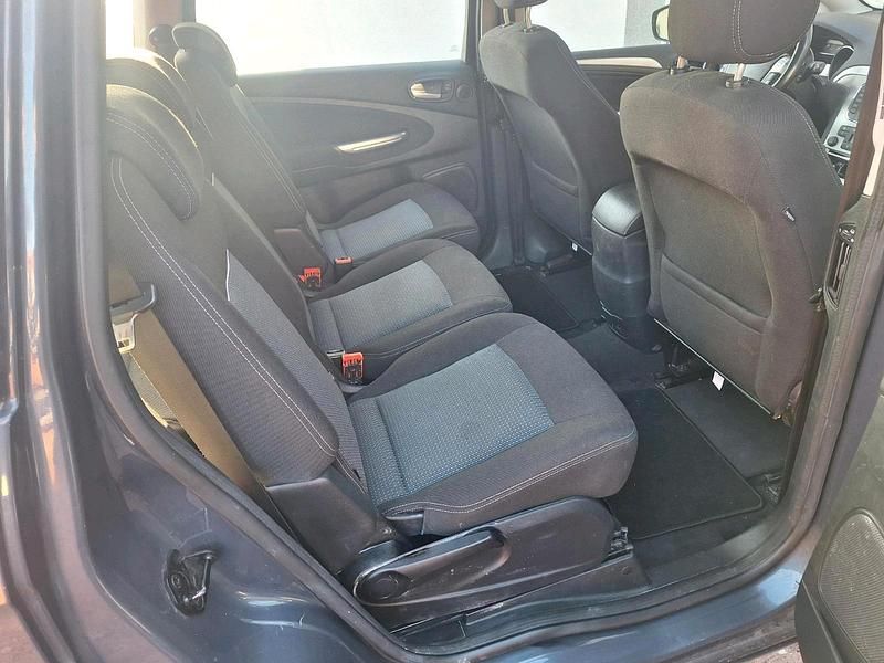 Second-hand Ford S-MAX S 140 CP (102 kW) 2011 Gri Monovolum