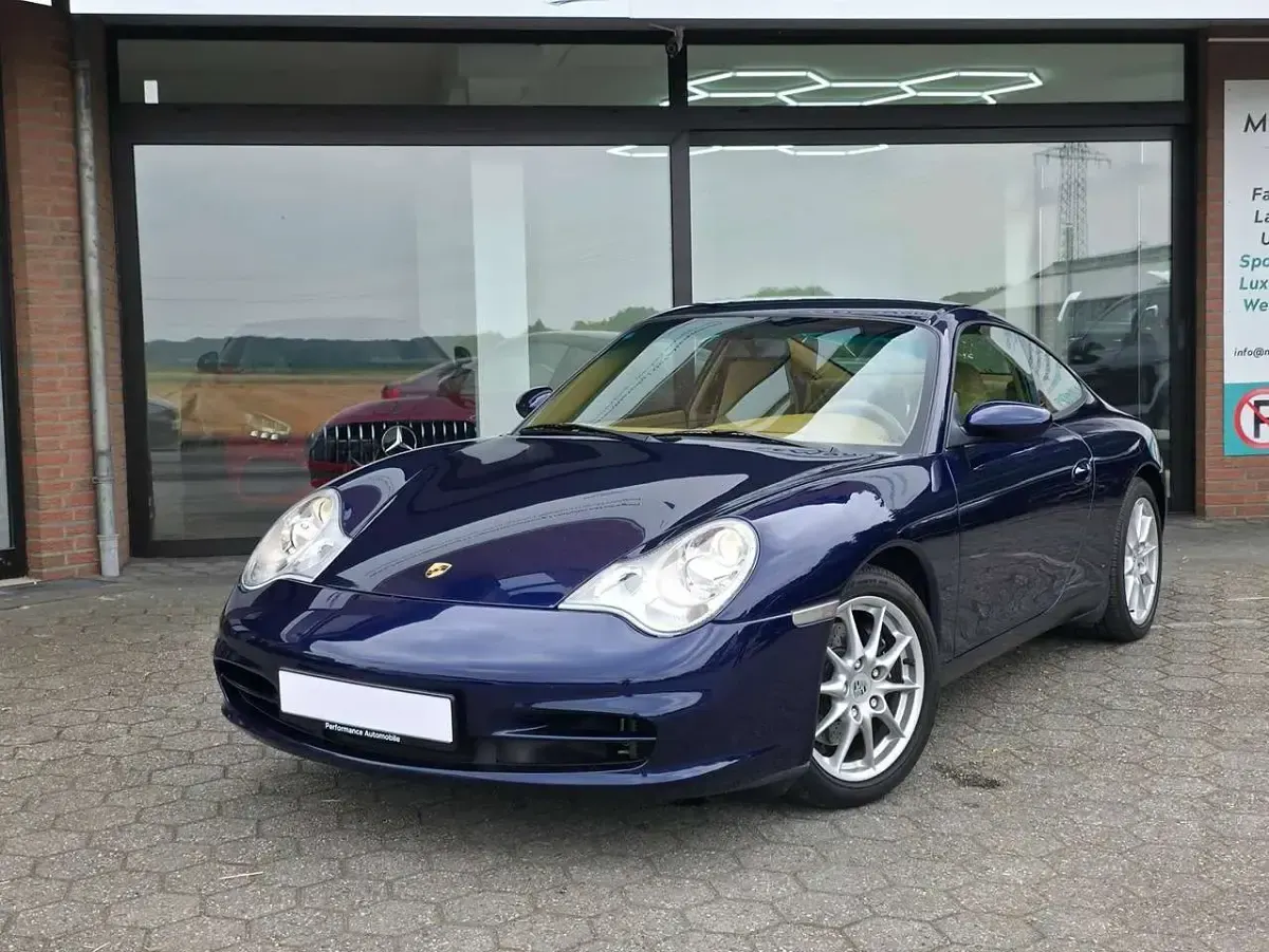 Gebraucht Porsche 911 Carrera 320 PS (235 kW) 2002 Blau Coupé