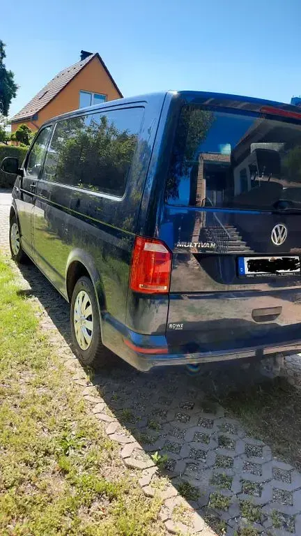 Gebraucht VW Multivan 150 PS (110 kW) 2017 Schwarz Van / Kleinbus