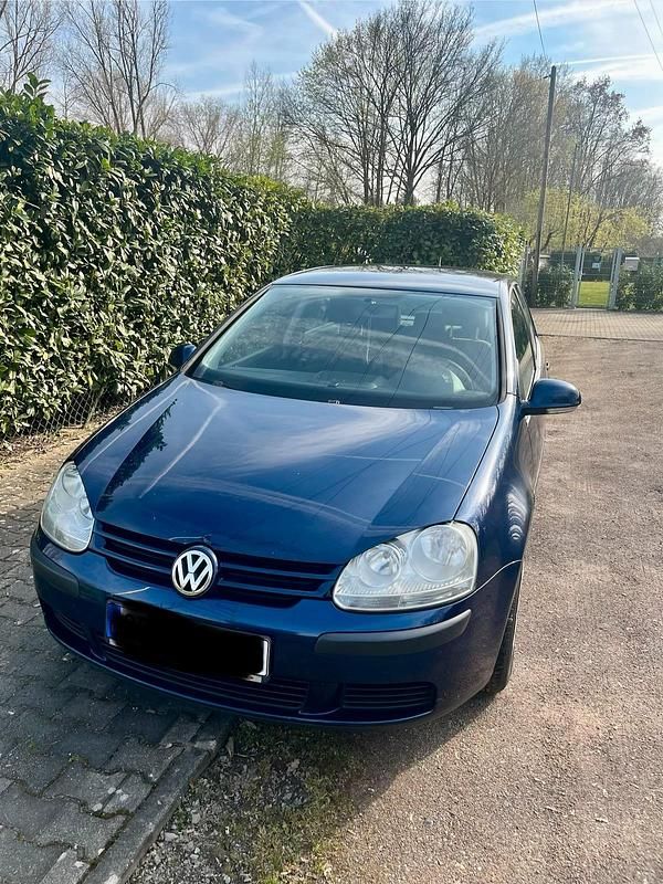 Gebraucht VW Golf IV 75 PS (55 kW) 2005 Blau Limousine