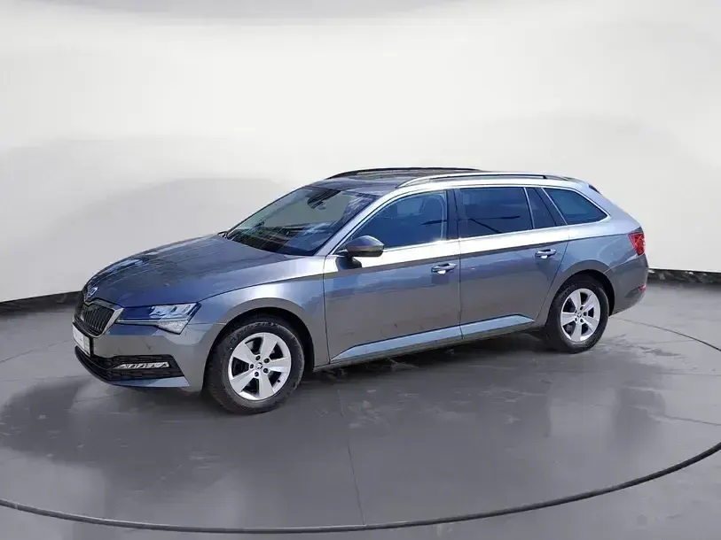 Gebraucht Skoda Superb Ambition 150 PS (110 kW) 2023 Grau Limousine