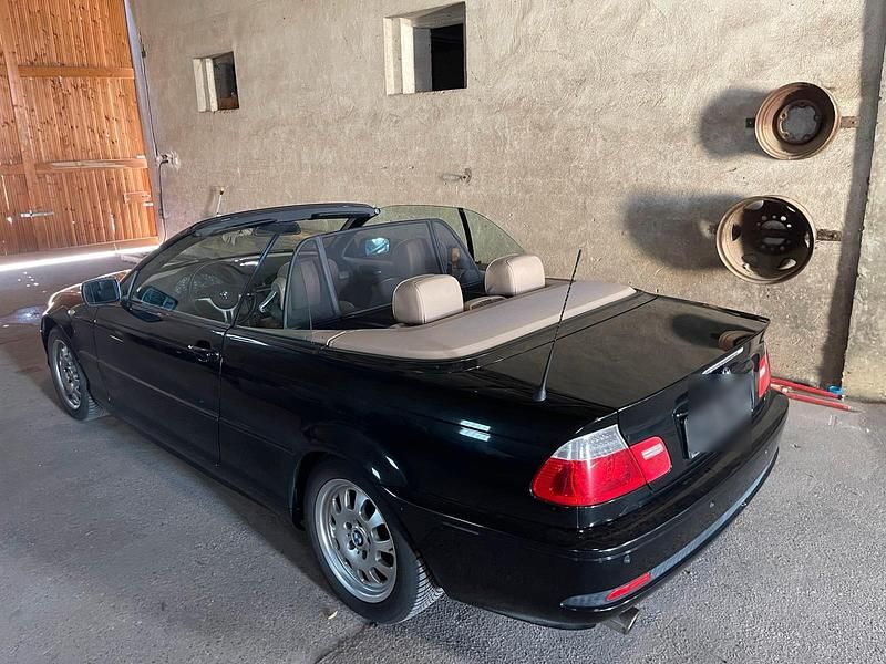 Beige Gebraucht 2005 BMW 318 Cabriolet Cabrio | 4.999 € (Superpreis) - Bild 1/4
