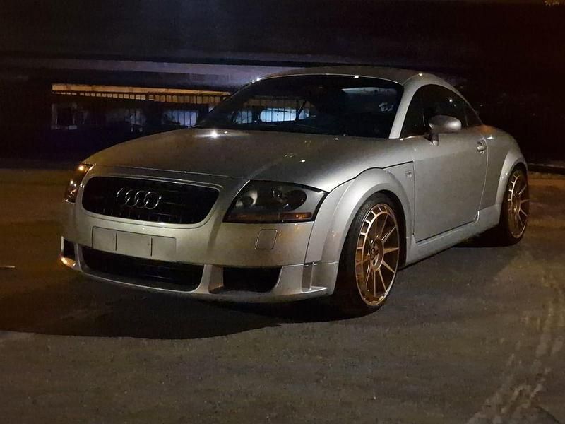 Gebraucht Audi TT Sport 250 PS (183 kW) 2004 Silber Coupé