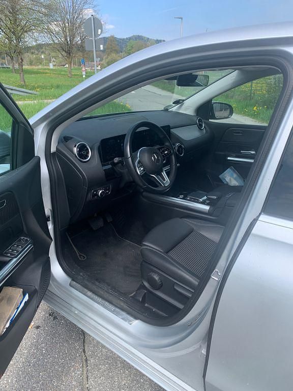 Gebraucht Mercedes B220 190 PS (139 kW) 2020 Silber Van / Kleinbus
