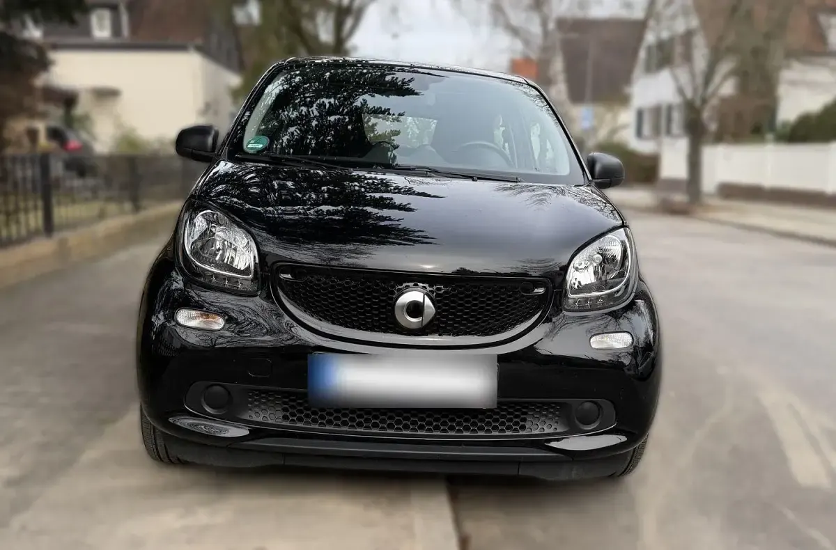 Używany Smart ForFour 71 KM (52 kW) 2019 Czarny Hatchback