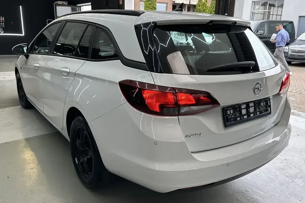 Gebraucht Opel Astra Edition 110 PS (80 kW) 2019 Weiß Kombi