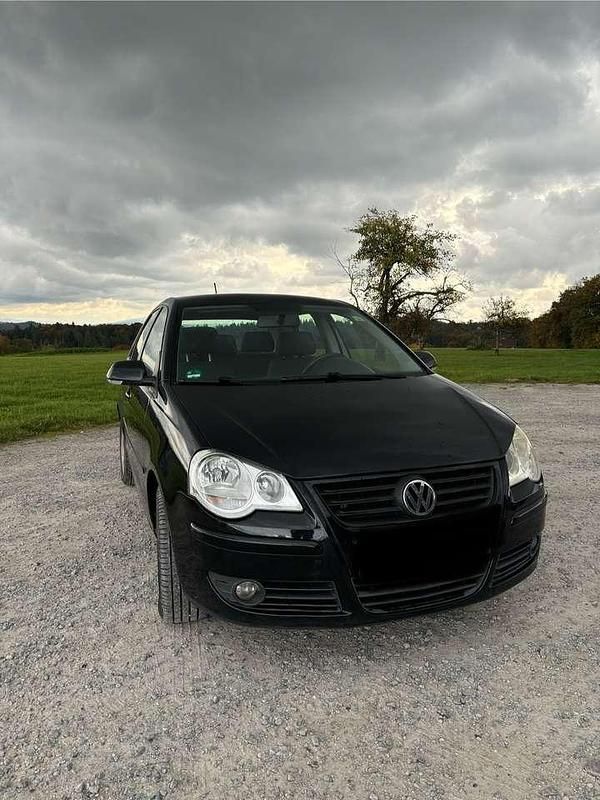 Schwarz Gebraucht 2006 VW Polo Comfortline Kleinwagen | 750 € (Superpreis) - Bild 1/4