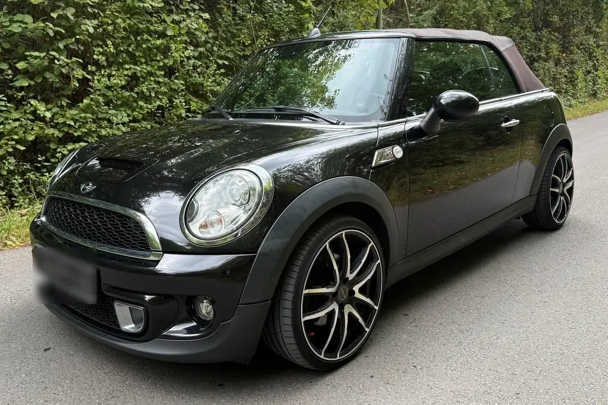 Gebraucht Mini Cooper S Cabriolet 184 PS (135 kW) 2015 Schwarz Cabrio