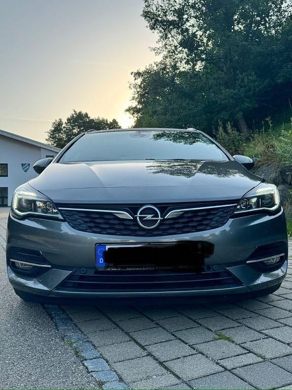 Grau Gebraucht 2020 Opel Astra Kombi | 9.999 € (Fairer Preis) - Bild 1/4
