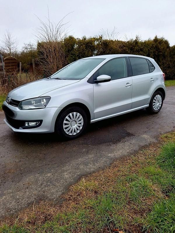 Gebraucht VW Polo Comfortline 86 PS (63 kW) 2011 Silber Kleinwagen
