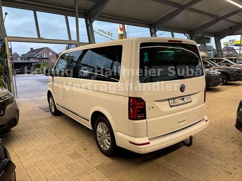 Gebraucht VW Multivan Comfortline 150 PS (110 kW) 2022 Candy weiss Van / Kleinbus