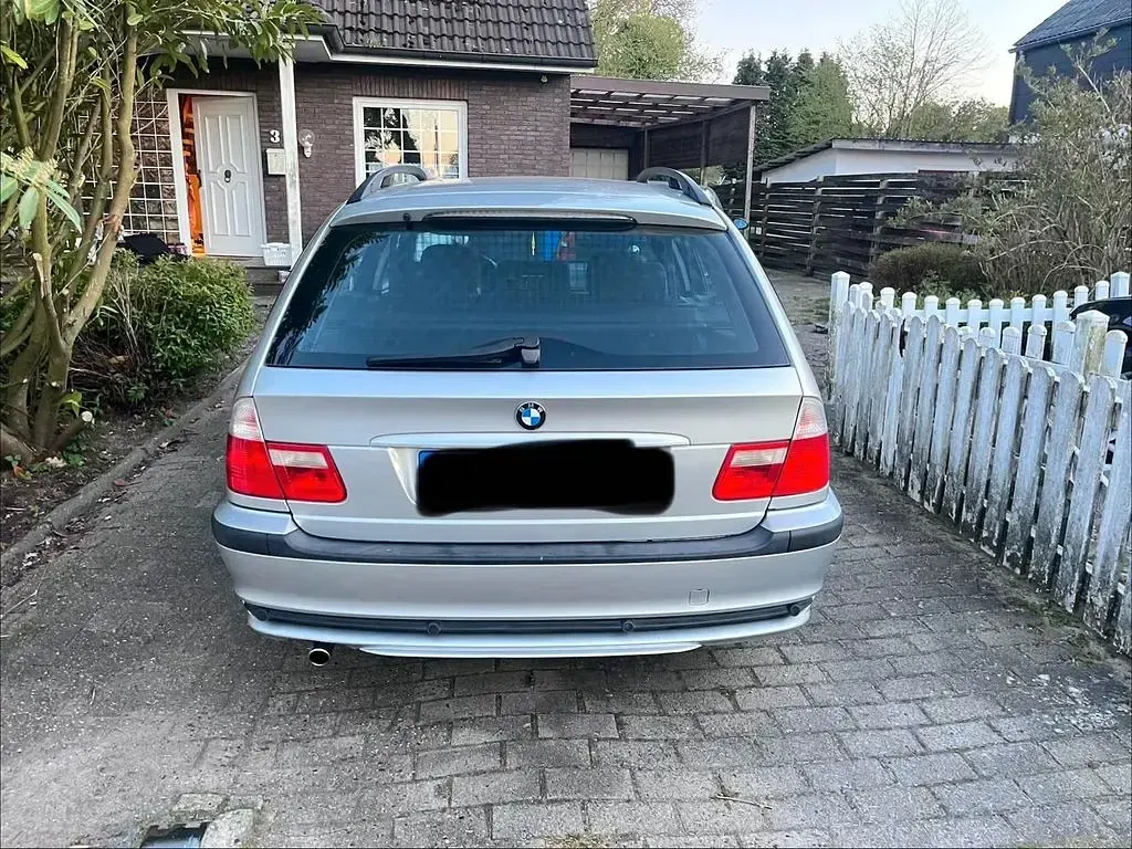Gebraucht BMW 316 116 PS (85 kW) 2005 Grau Kombi