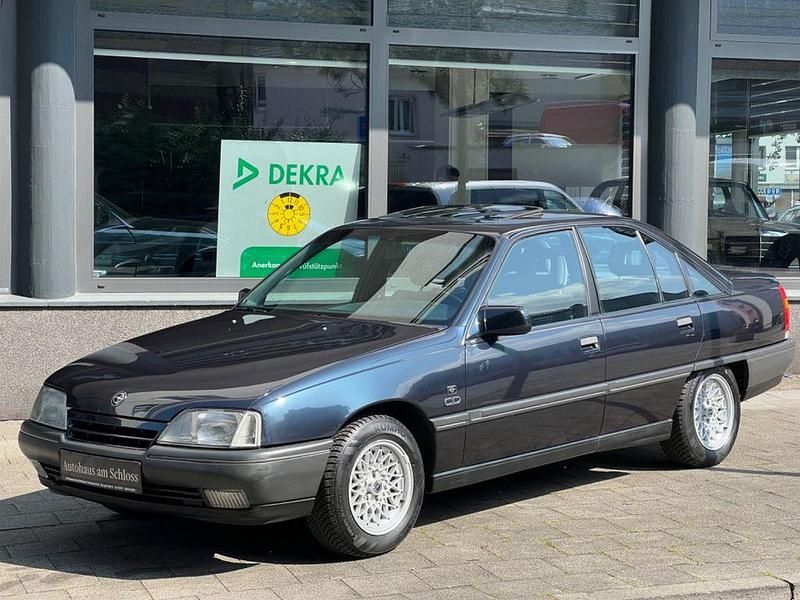 Gebraucht Opel Omega 116 PS (85 kW) 1989 Blau Limousine