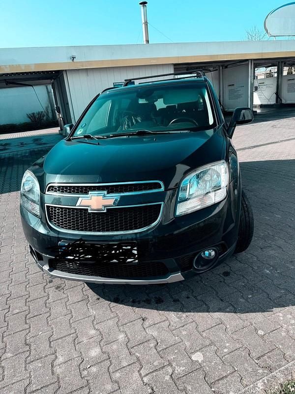 Gebraucht Chevrolet Orlando 141 PS (103 kW) 2013 Schwarz Van / Kleinbus