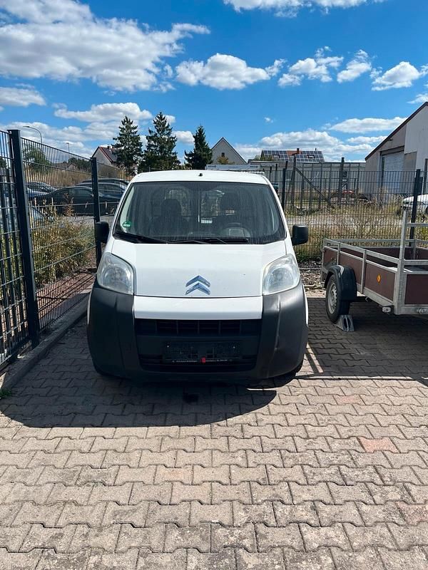 Weiß Gebraucht 2008 Citroën Nemo Van / Kleinbus | 2.500 € - Bild 1/4
