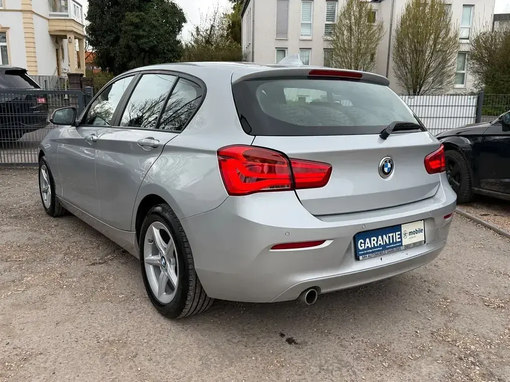 Gebraucht BMW 118 Advantage 150 PS (110 kW) 2019 Silber Kleinwagen
