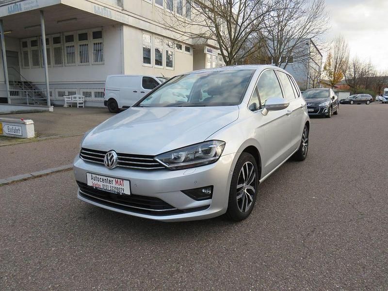 Silber Gebraucht 2016 VW Golf Sportsvan Highline Van / Kleinbus | 10.850 € (Guter Preis) - Bild 1/4