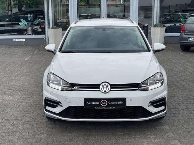 Andere Gebraucht 2017 VW Golf VII Comfortline Limousine | 13.999 € (Superpreis) - Bild 1/4