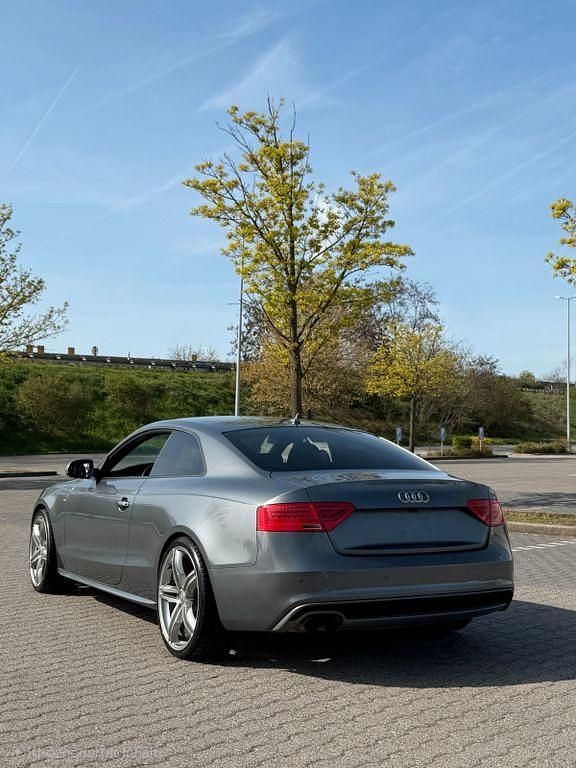 Gebraucht Audi A5 Sport 211 PS (155 kW) 2012 Grau Coupé
