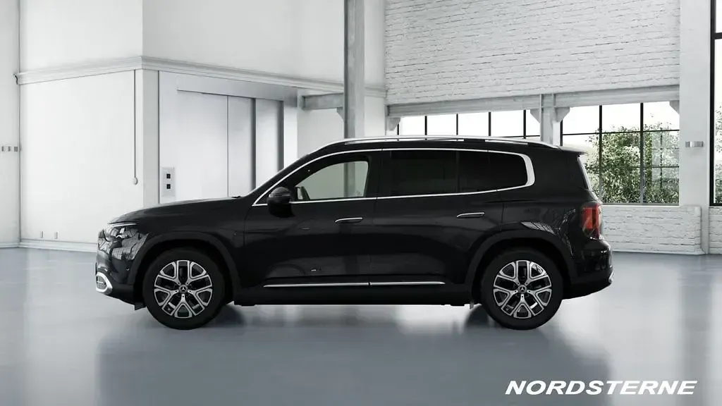 Gebraucht Mercedes GLB250 Progressive 200 kW (272 PS) 2026 Nachtschwarz uni SUV