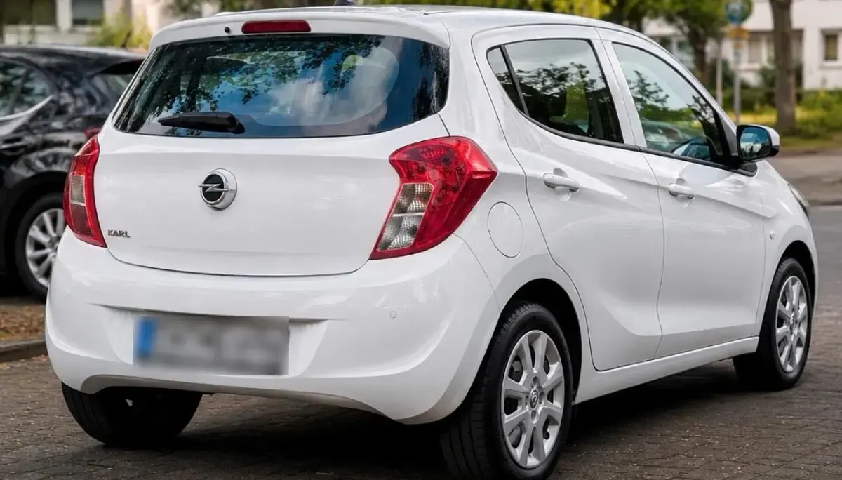 Gebraucht Opel Karl 75 PS (55 kW) 2015 Weiß Kleinwagen