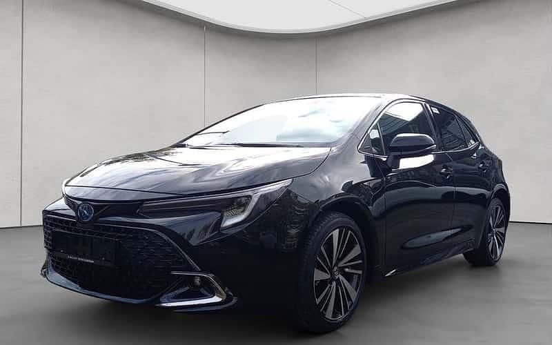 Schwarz Neu 2025 Toyota Corolla Limousine | 30.990 € (Fairer Preis) - Bild 1/4