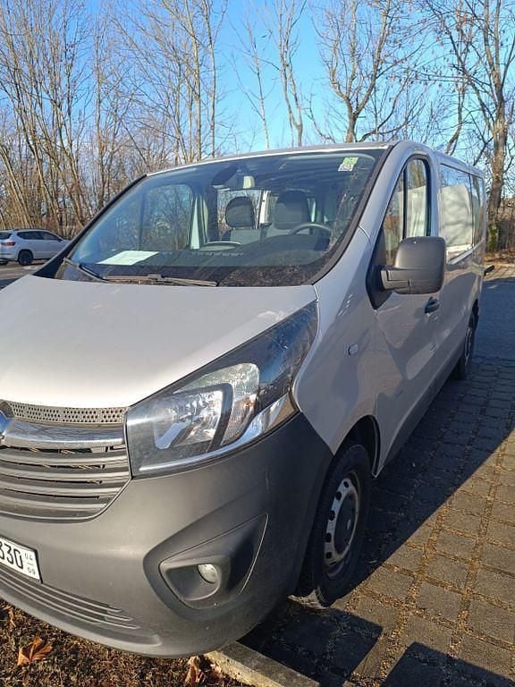 Gebraucht Opel Vivaro 140 PS (102 kW) 2015 Grau Van / Kleinbus
