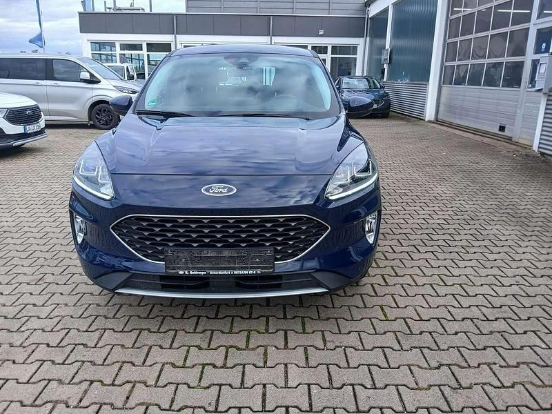 Gebraucht Ford Kuga 152 PS (111 kW) 2022 Blazer blue SUV