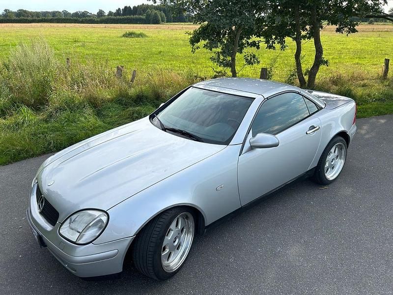 Silber Gebraucht 1999 Mercedes SLK230 Cabrio | 3.500 € (Guter Preis) - Bild 1/4