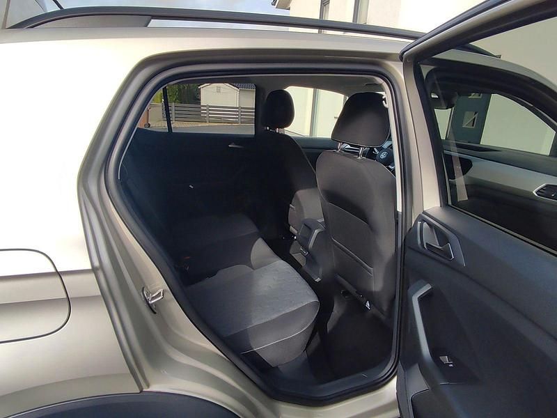 Gebraucht VW T-Cross Move 110 PS (80 kW) 2023 Beige SUV