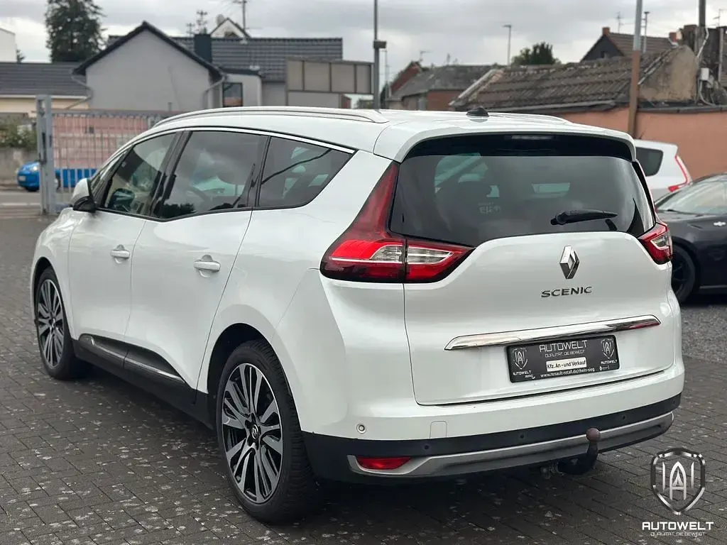 Gebraucht Renault Scénic IV Initiale Paris 163 PS (119 kW) 2018 Weiß Van / Kleinbus