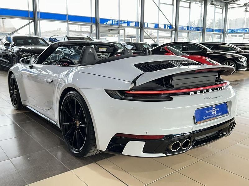 Gebraucht Porsche 992 450 PS (330 kW) 2021 Weiß carraraweißmetallic (metallic) Cabrio