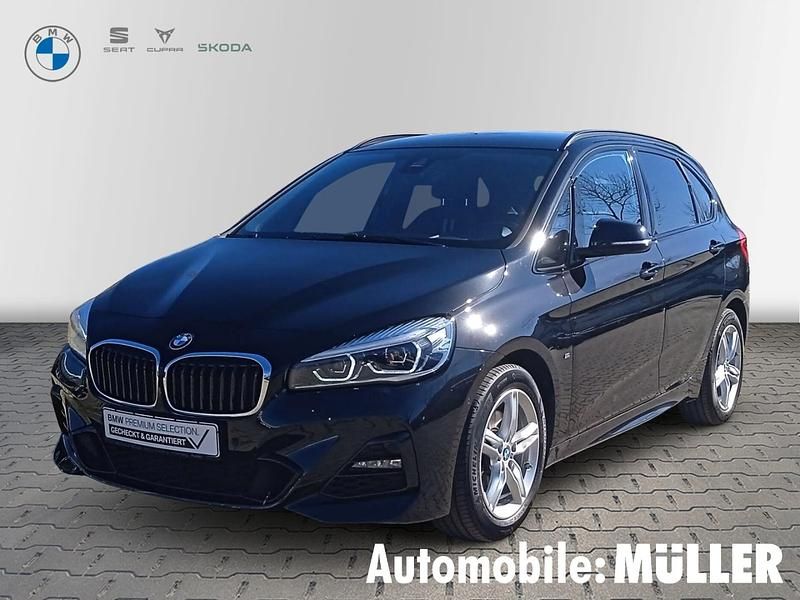 Schwarz Gebraucht 2022 BMW 220 Active Tourer M Sport Van / Kleinbus | 27.450 € (Etwas zu teuer) - Bild 1/4