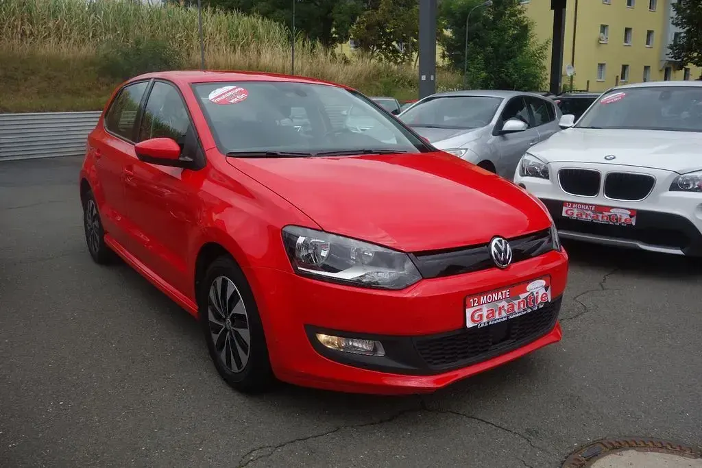 Gebraucht VW Polo Trendline 95 PS (69 kW) 2016 Rot Limousine