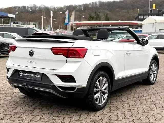 Second-hand VW T-Roc Style 110 CP (80 kW) 2021 Andere SUV